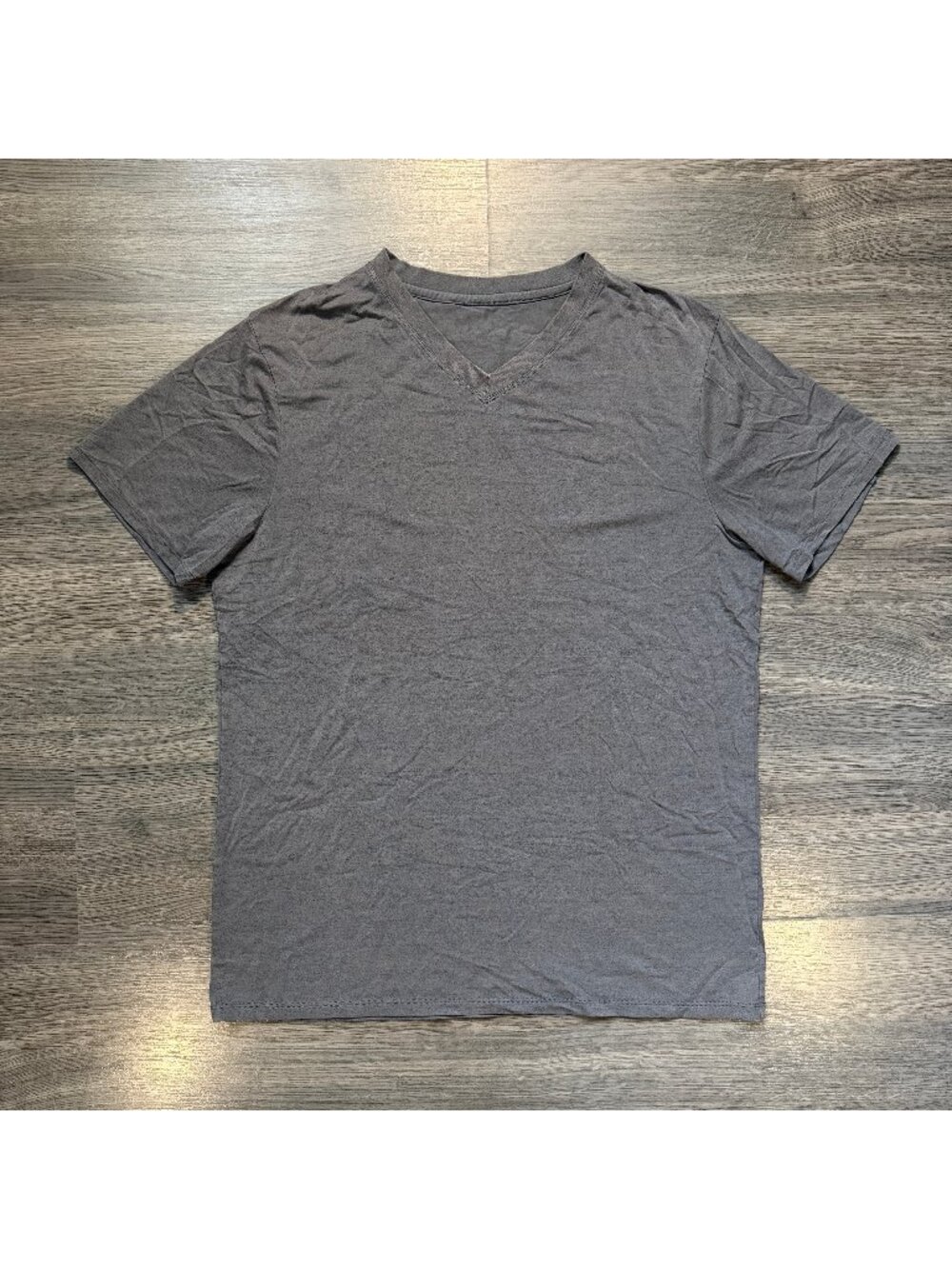Lululemon Men's Fundamental V-Neck T-Shirt - Dark Grey